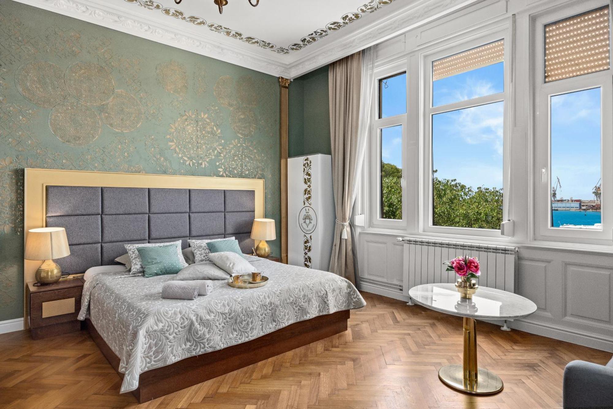 Villa Muenz Luxurious Residence بولا المظهر الخارجي الصورة