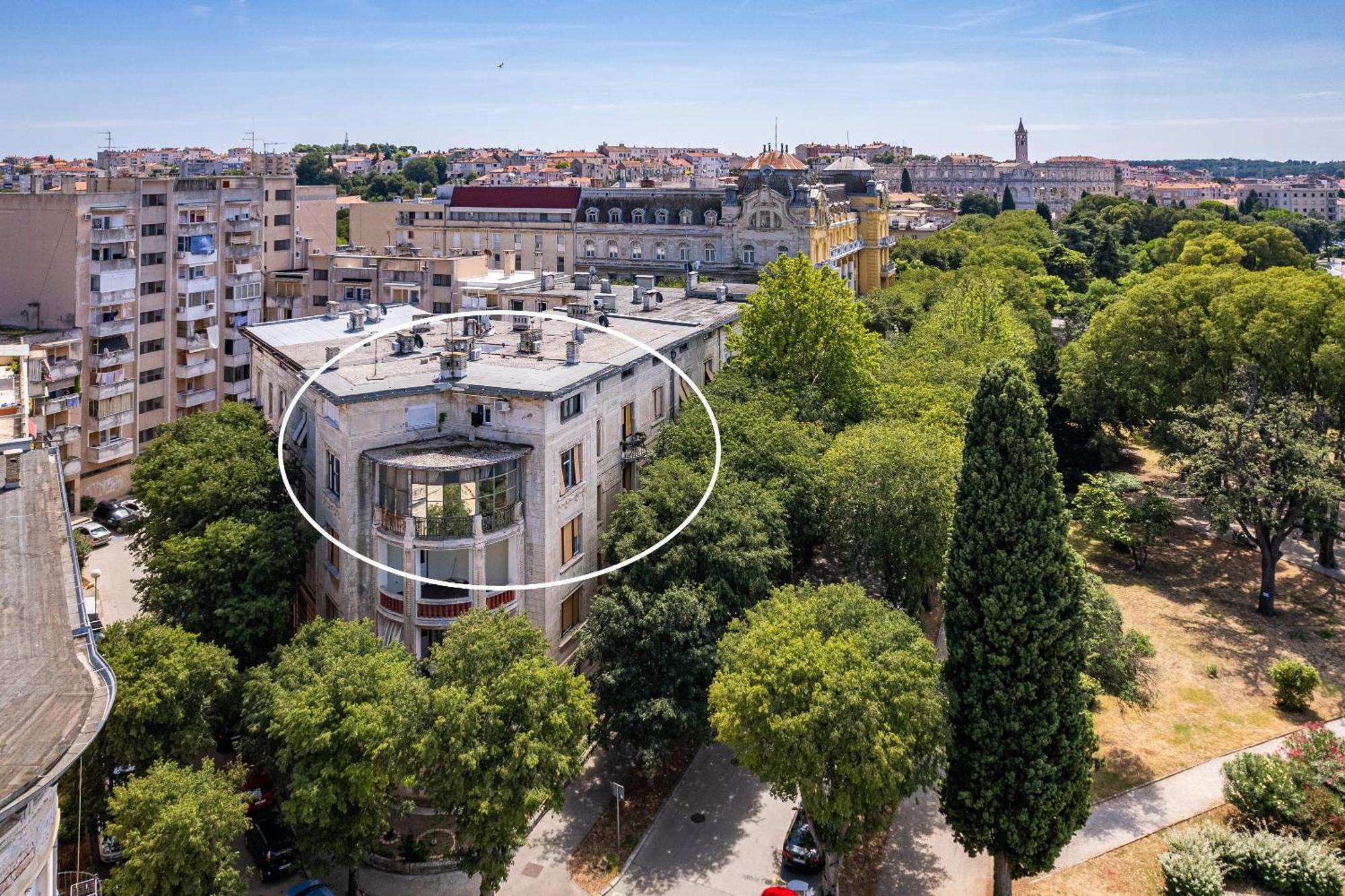 Villa Muenz Luxurious Residence بولا المظهر الخارجي الصورة